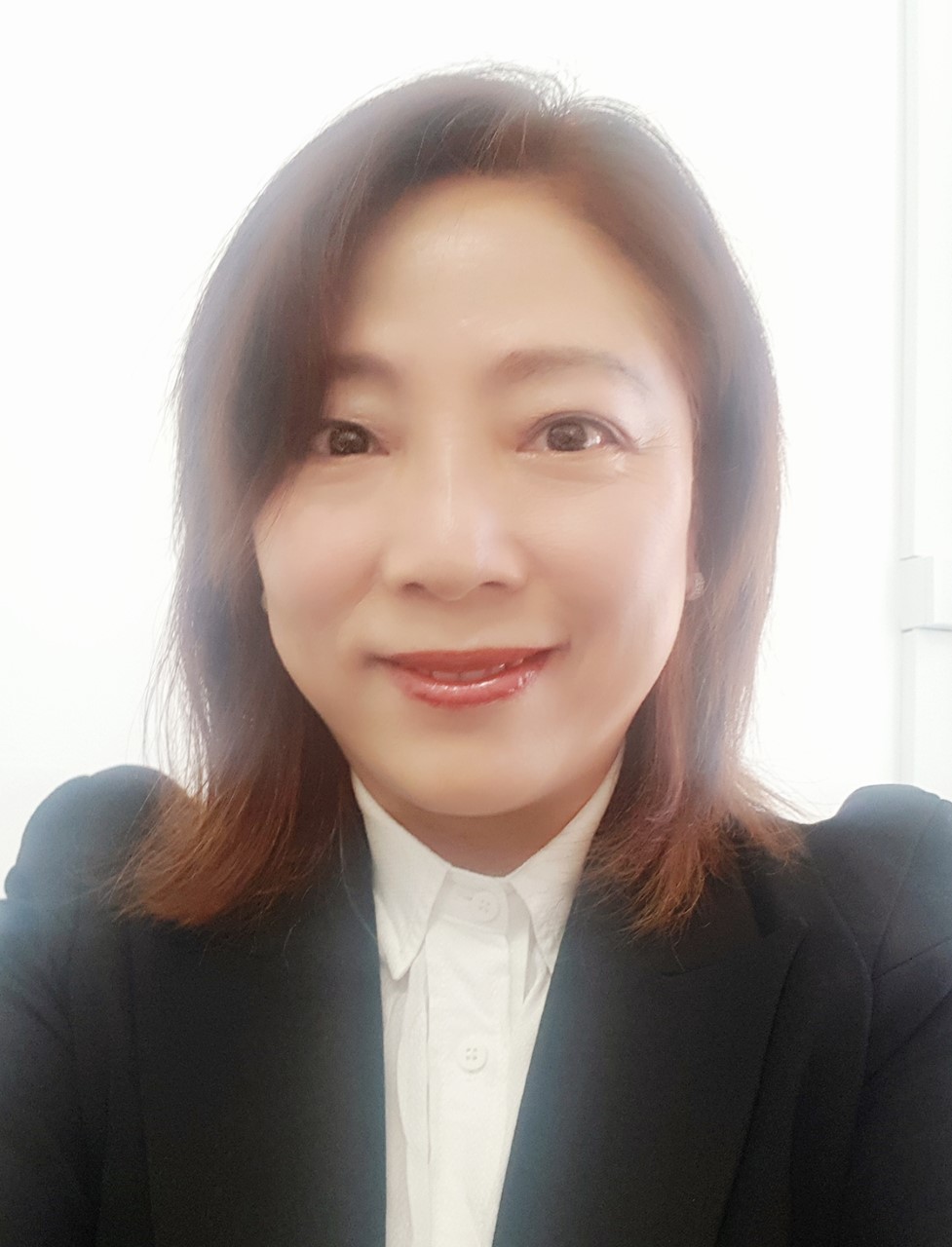 Penny Zhang  Real Estate Agent