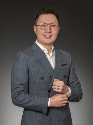 Perry Zhou Real Estate Agent