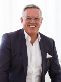 Peter James - Real Estate Agent Peter James - Real Estate Agent