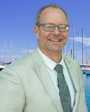 Peter Stone - Real Estate Agent From - LJ Hooker Property Centre 