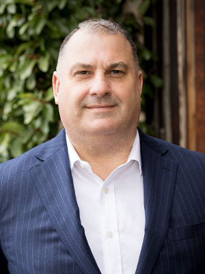 Peter Stratakos - Real Estate Agent