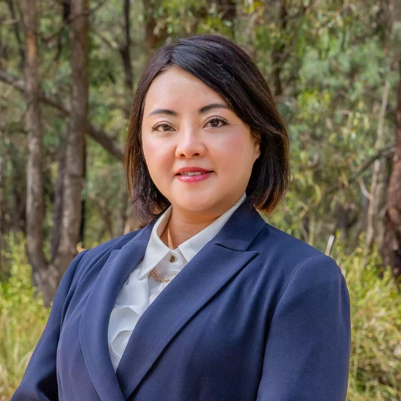Phoebe Yu - Real Estate Agent