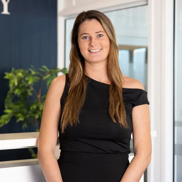 Courtney Hunter - Real Estate Agent