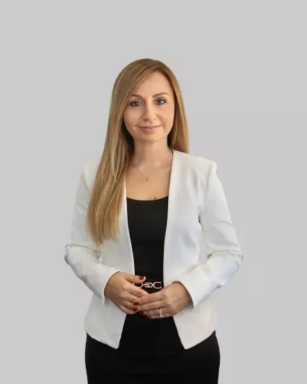 Poppy Diamantopoulos - Real Estate Agent
