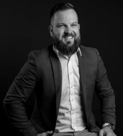 Jason Briggs - Real Estate Agent at Century 21 - Nepean