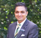 Pratik Shah - Real Estate Agent From - Reliance Real Estate Head Office