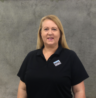 Naomi Mitchell - Real Estate Agent