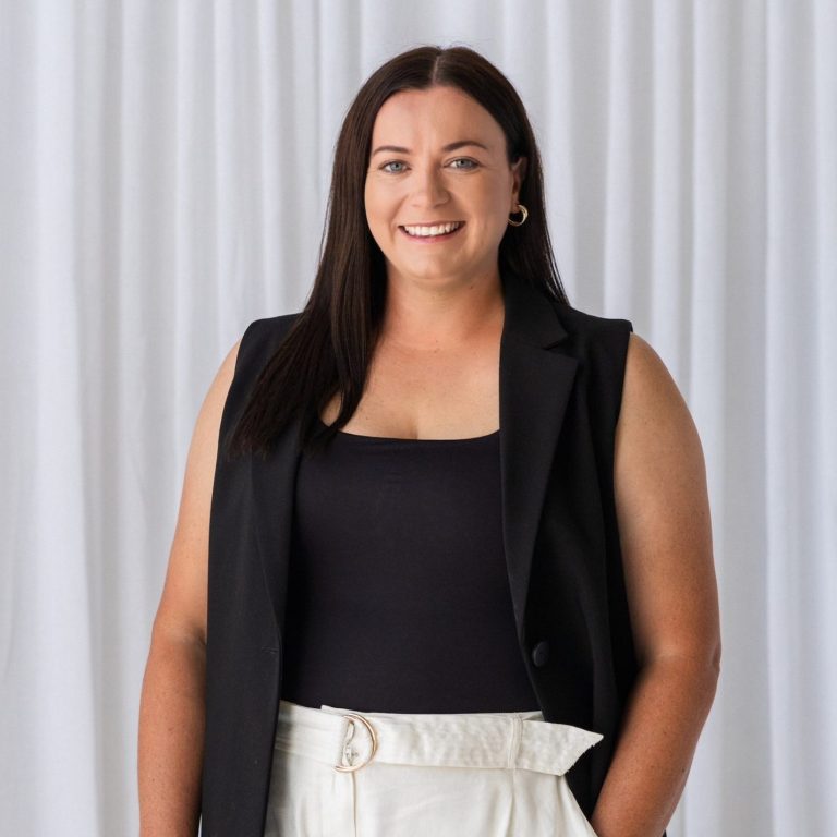 Petreace Bush - Real Estate Agent