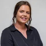 Zoe Thwaites - Real Estate Agent From - Harcourts - Victoria Point
