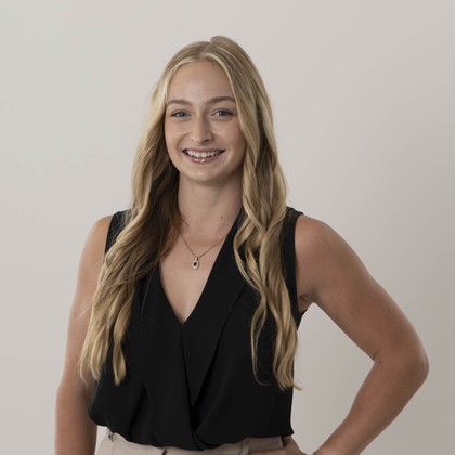 Scarlett Stinton - Real Estate Agent