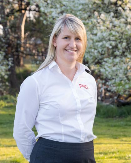 Rachael Fowler - Real Estate Agent at PRD Nationwide Bungendore - BUNGENDORE