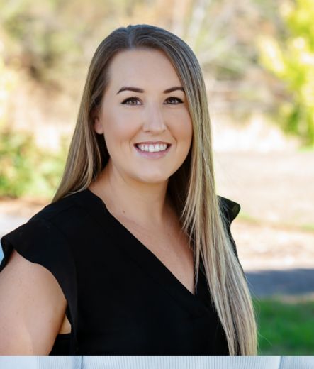 Rachel McConnell - Real Estate Agent at Magain Real Estate - Adelaide (RLA 222182)