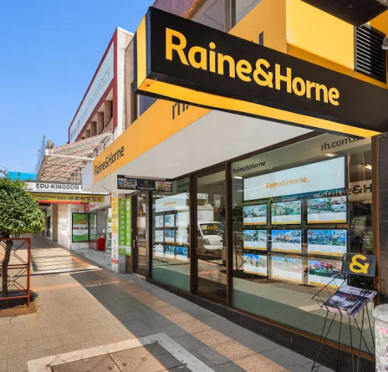 Raine And  Horne Northern Suburbs - Real Estate Agency