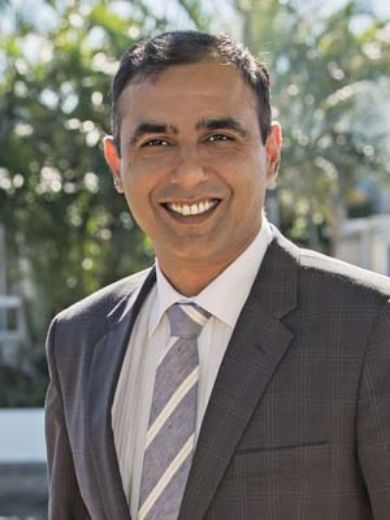 Rana Iqbal - Real Estate Agent at Ray White - Sovereign Islands
