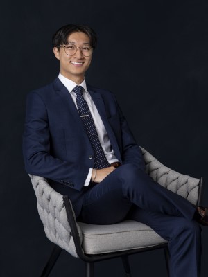 Ray Feng Real Estate Agent