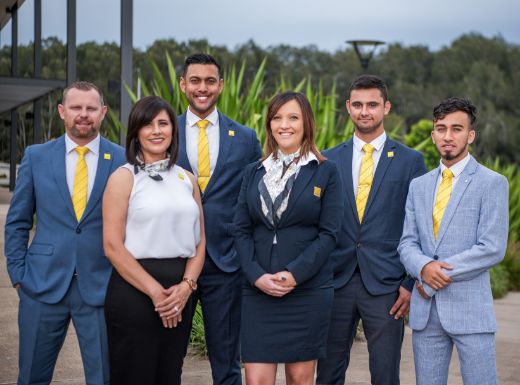Ray White Carnes Hill - Real Estate Agent at Ray White Carnes Hill - HOXTON PARK