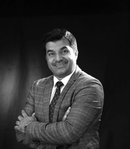 Raymond Ali - Real Estate Agent at Zee Real Estate