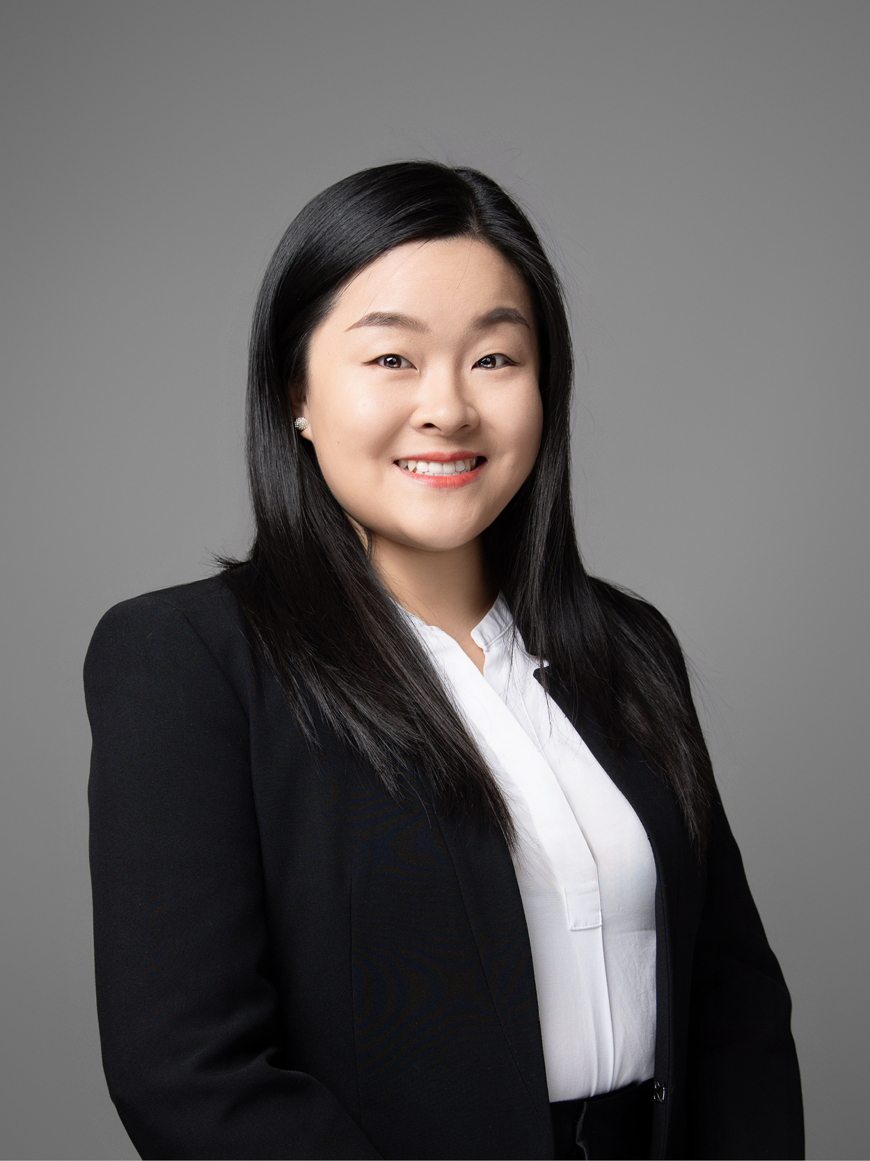Rayna Hao Real Estate Agent