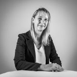 Renae Mous - Real Estate Agent From - Raine & Horne - Port Douglas Mossman