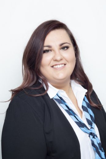 Renee Cannon - Real Estate Agent at Harcourts - Property People (RLA 60810)