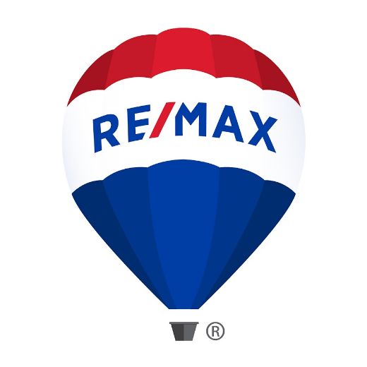 Rentals Team - Real Estate Agent at Remax Property Centre - Broadbeach Waters