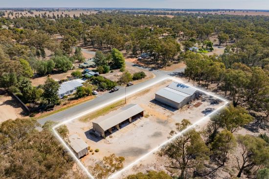 10 Hume Street, Boree Creek, NSW 2652