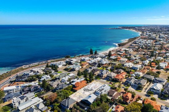 20 Margaret Street, Watermans Bay, WA 6020