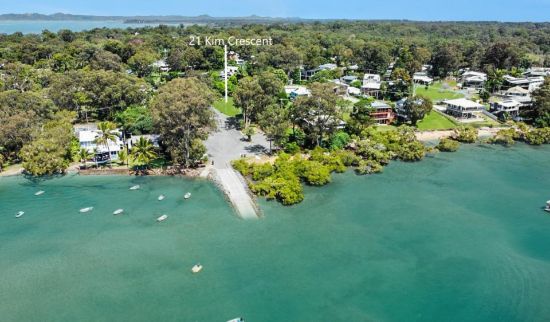 21 Kim Crescent, Macleay Island, Qld 4184