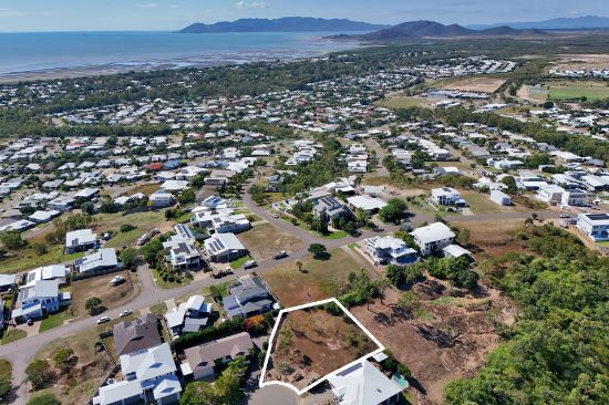 4 Chilott Court, Bushland Beach, Qld 4818