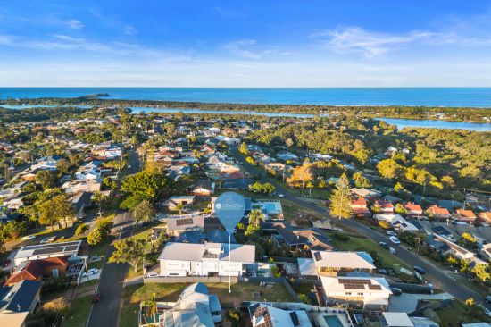 6a Oyster Point Road, Banora Point, NSW 2486