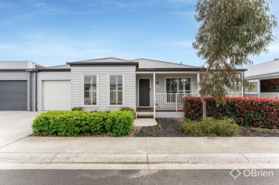 133/45 Heytesbury Drive, Officer South, Vic 3809