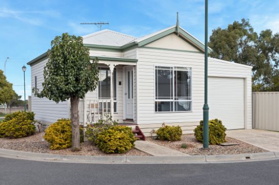 a/30 William Ison Circuit, Werribee, Vic 3030