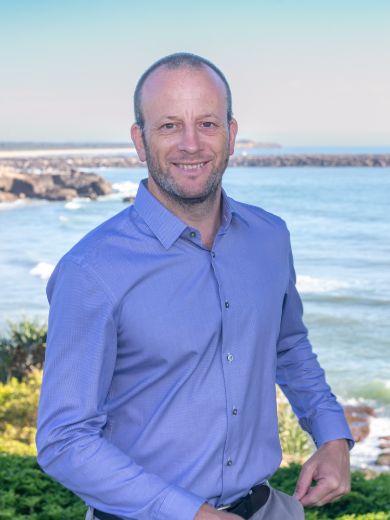 Richard Hunt - Real Estate Agent at First National - Iluka/Woombah