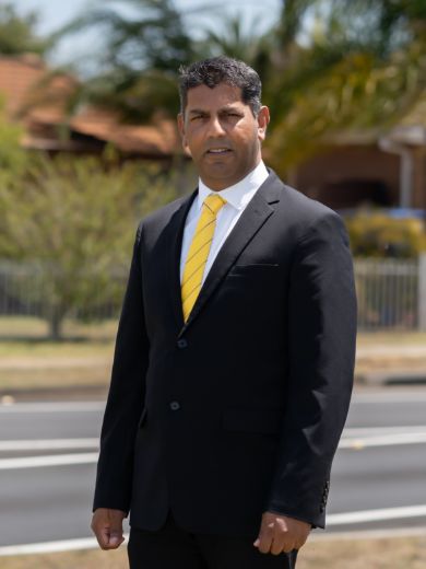 Ridwaan Haffejee - Real Estate Agent at Ray White - Green Valley