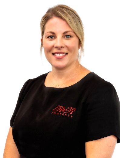 Rikki-Lee Day - Real Estate Agent at R & R Rural & Residential Property - Stroud