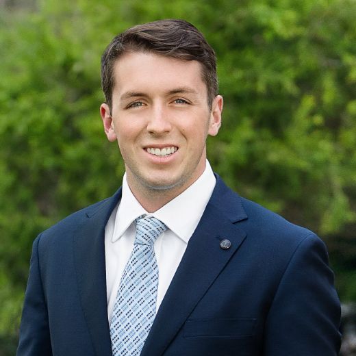 Riley Comerford - Real Estate Agent at Raine & Horne Mona Vale - MONA VALE 