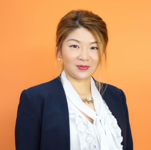 Rita  Feng - Real Estate Agent at Whitcombe Property - City