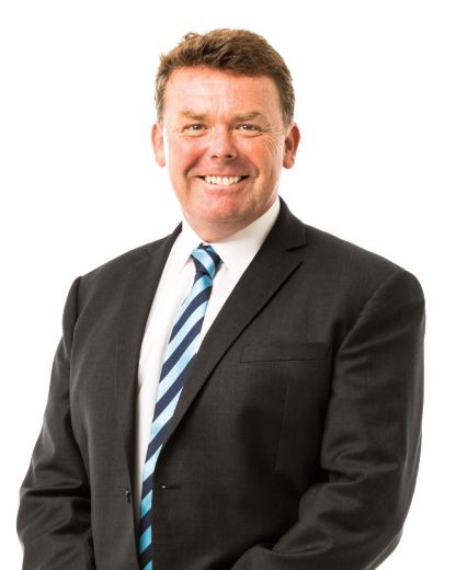 Rob Henry - Real Estate Agent at Harcourts - Hobart