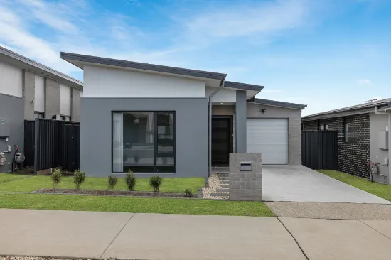 Robin Boyd Crescent, Taylor, ACT, 2913