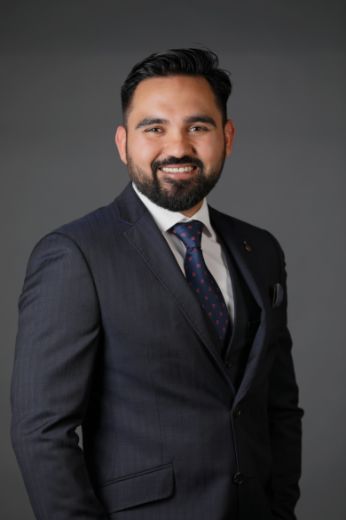 Robin Dhalla - Real Estate Agent at Capital & Co Real Estate Team