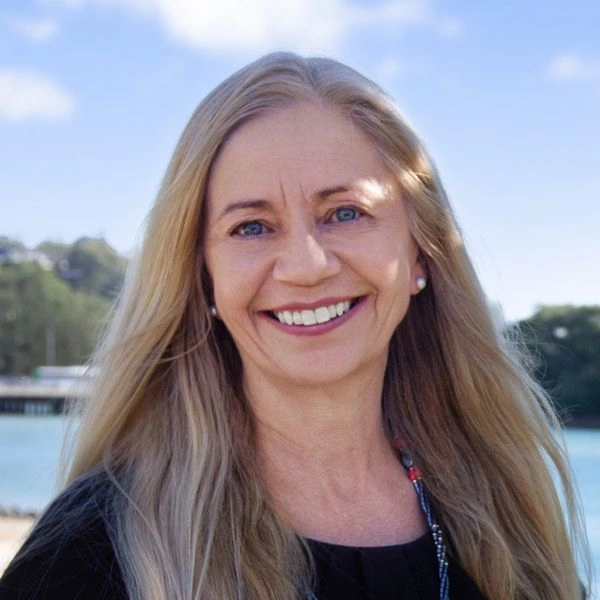 Robyn Climpson Real Estate Agent