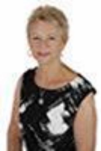 Robyn McDonald - Real Estate Agent at Realty Executives -   