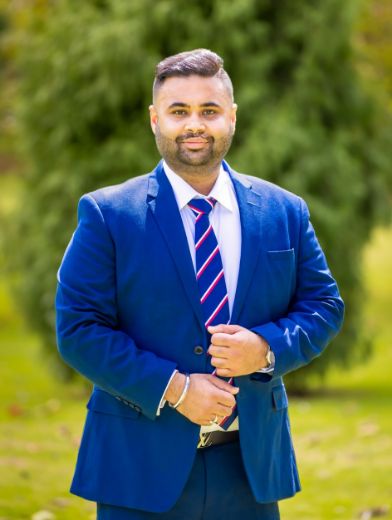 Rocky Singh - Real Estate Agent at Dream Land Property Group