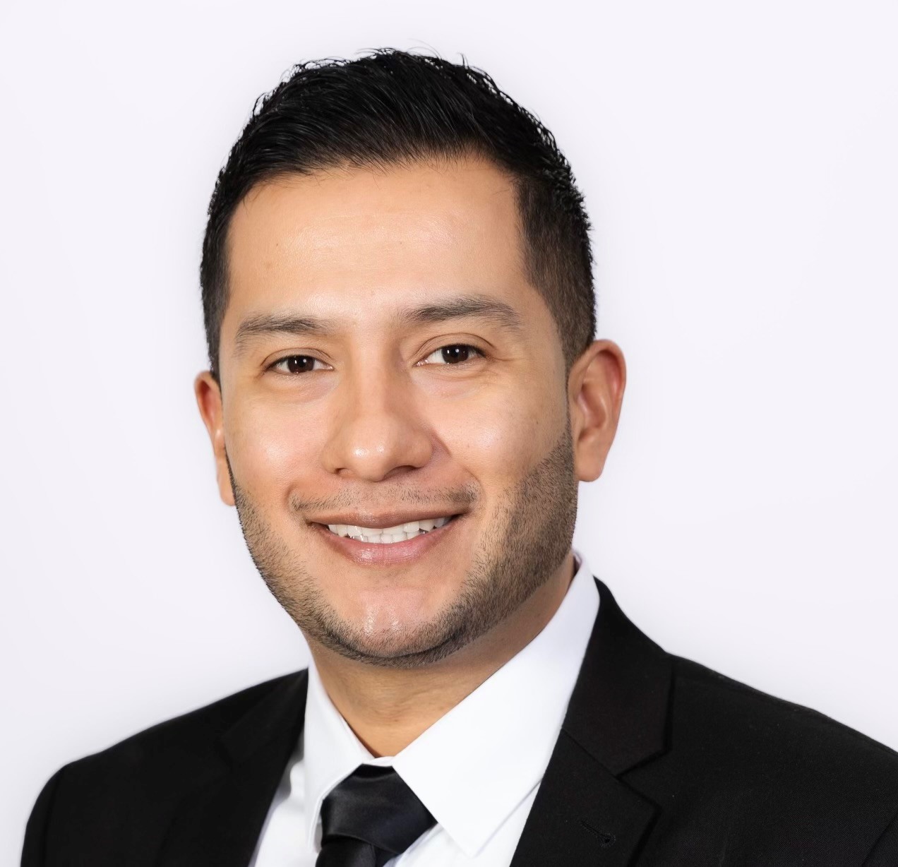 Rodrigo Ramirez Real Estate Agent