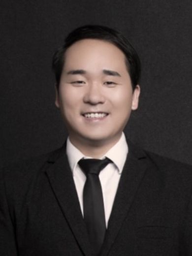 Roger Yi - Real Estate Agent at LY Century Property Services