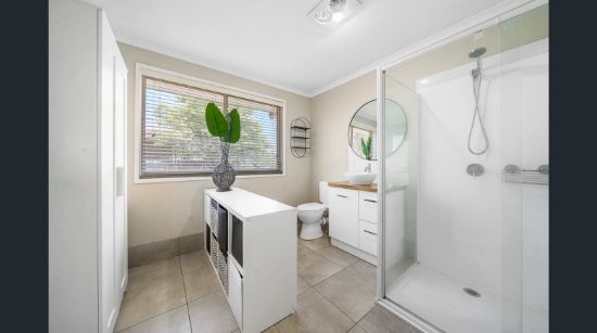 ROOM A/26 Smart Drive, Darling Heights, Qld 4350