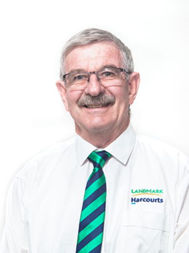 Ross Murray - Real Estate Agent at Nutrien Harcourts - QLD