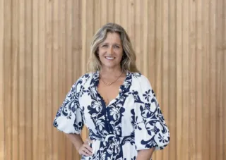 Roz Wolfe - Real Estate Agent