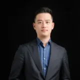 James (Shi)  Cui - Real Estate Agent From - Field and Urbanite
