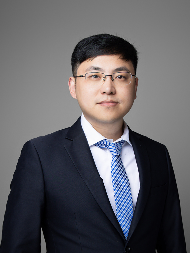 Ryan Ding Real Estate Agent